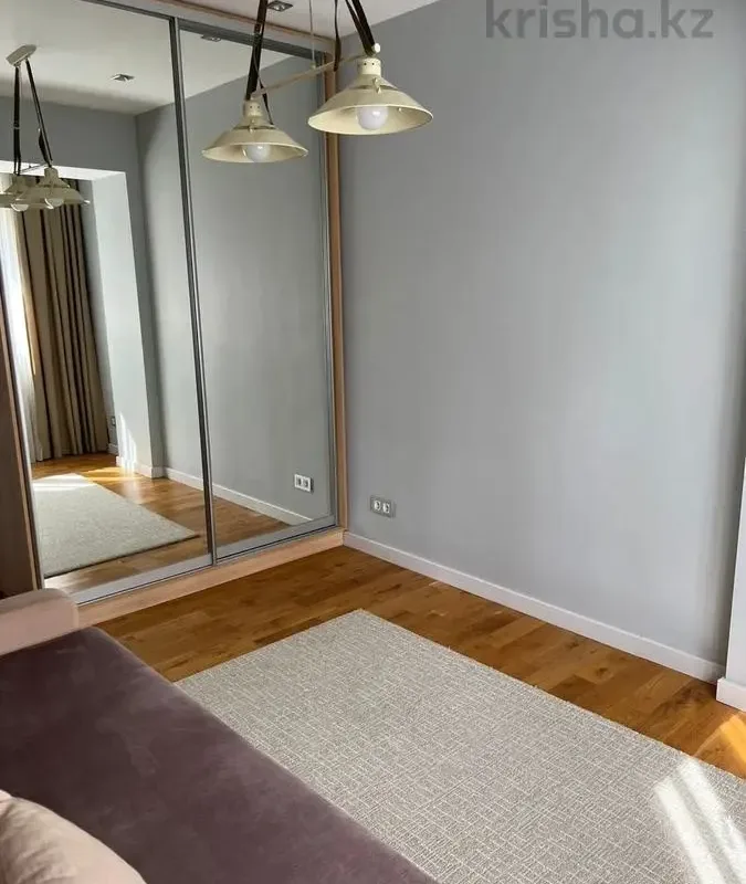 Dviejų aukštų butas prie jūros su balkonu – 3 nuotrauka iš 8