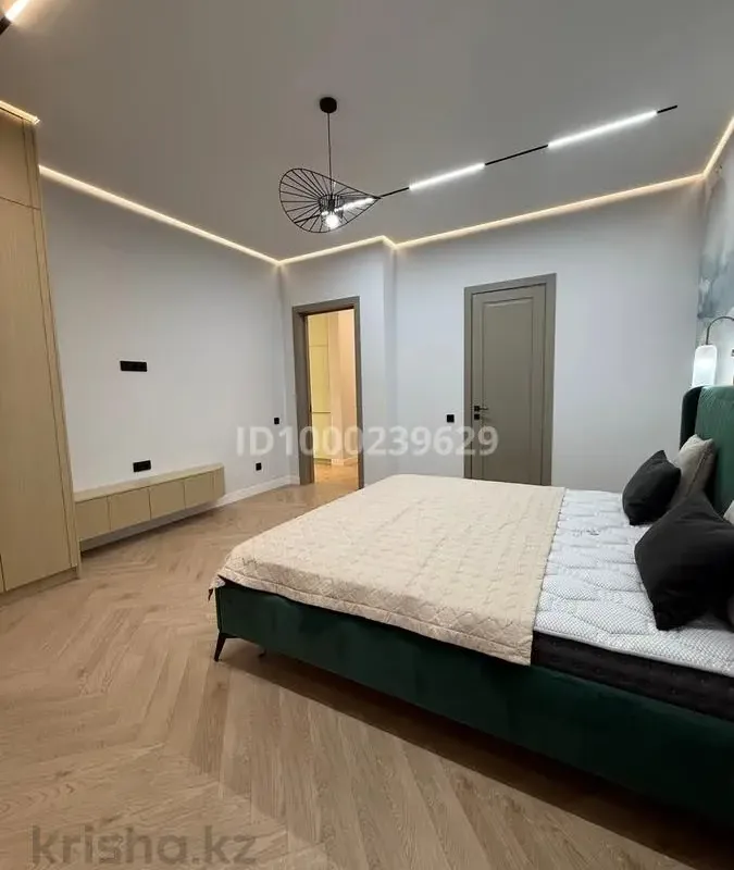Studija prie upės su baseinu – 3 nuotrauka iš 9