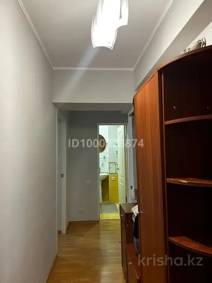 Butas centre su balkonu – 1 nuotrauka iš 6