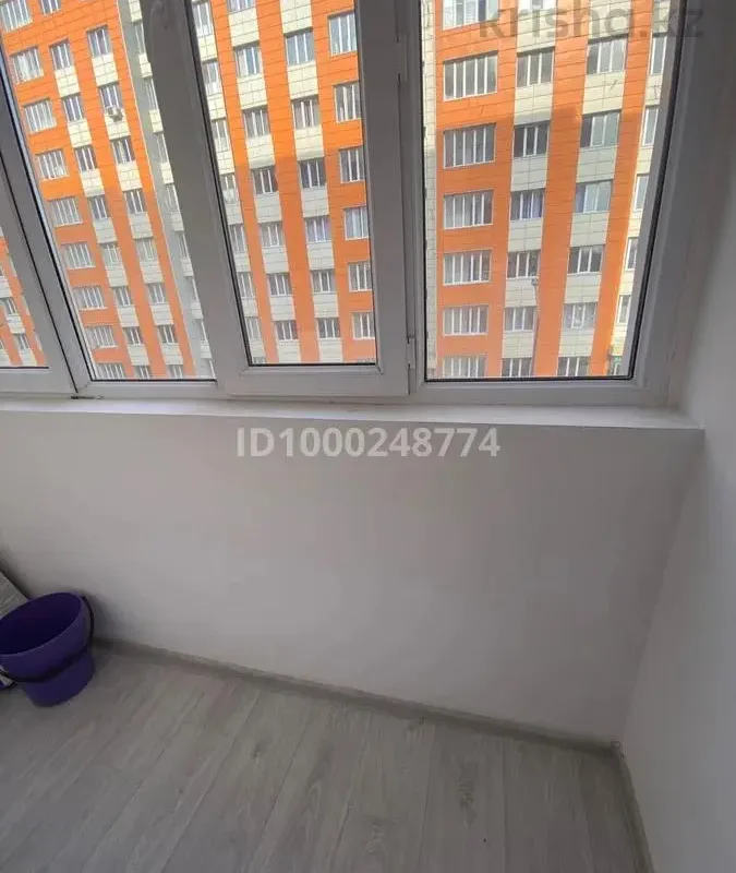 Šviesus 32 m² kambarys — Vievis