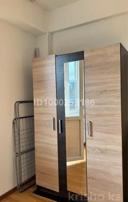 Dviejų aukštų butas prie upės su baseinu – 3 nuotrauka iš 8