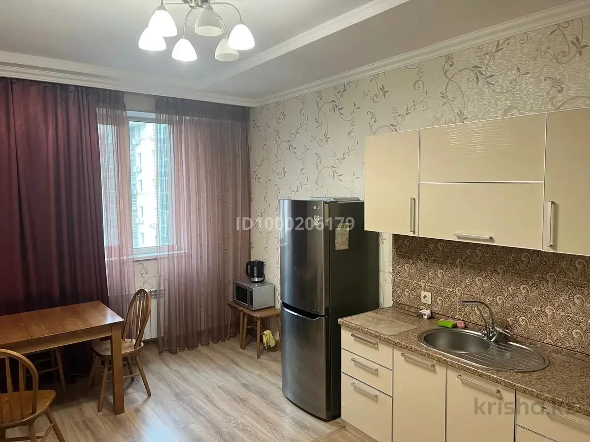Dviejų aukštų butas centre naujai suremontuotas – 1 nuotrauka iš 5