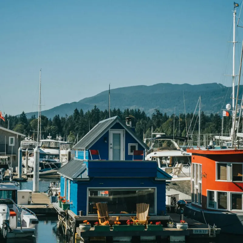 Vasarnamis ant vandens — Jungėnai – 2 nuotrauka iš 6
