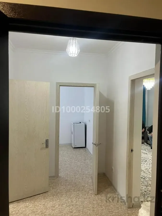 Studija centre su kaminu – 1 nuotrauka iš 6