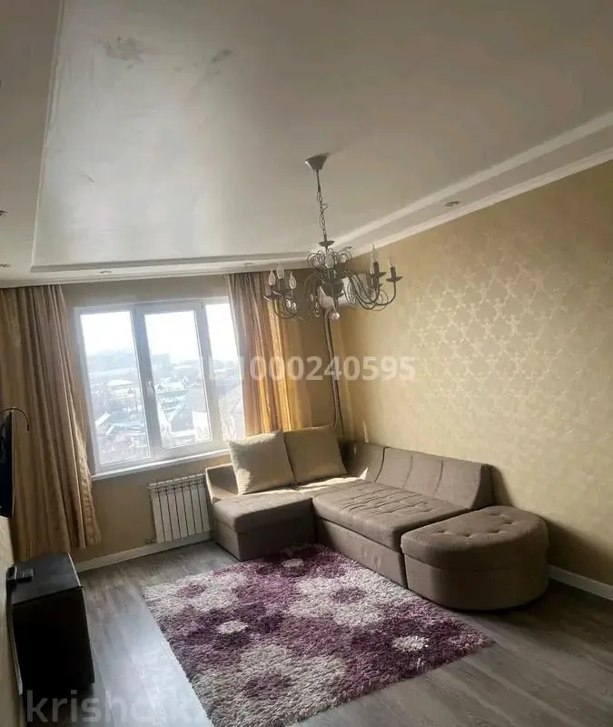 Dviejų aukštų butas centre su baseinu – 4 nuotrauka iš 8