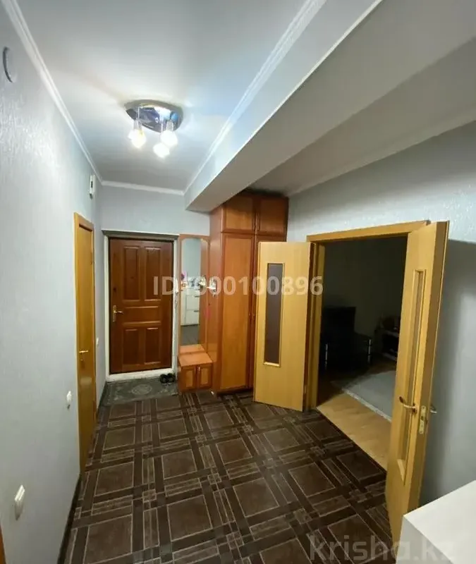 Dviejų aukštų butas centre erdvus – 5 nuotrauka iš 8