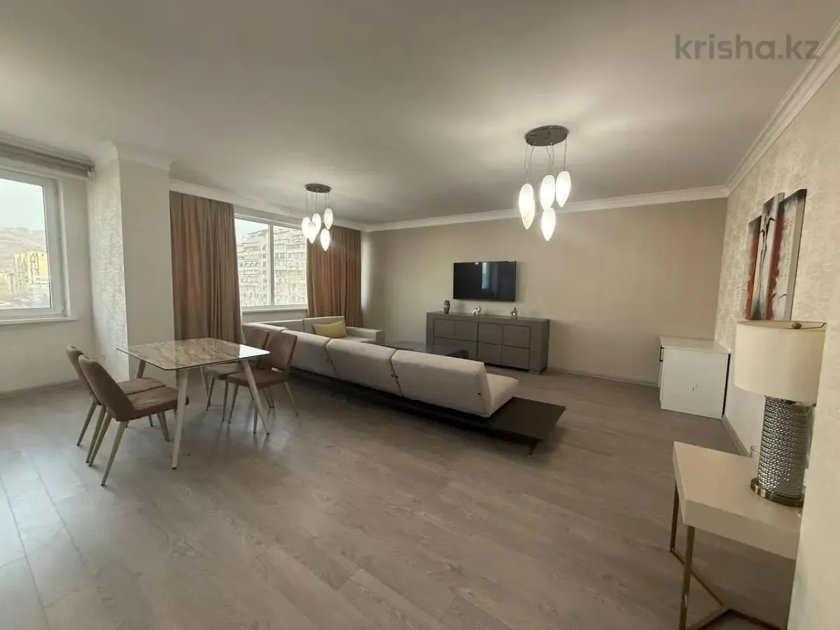 Butas centre su sodu – 1 nuotrauka iš 7