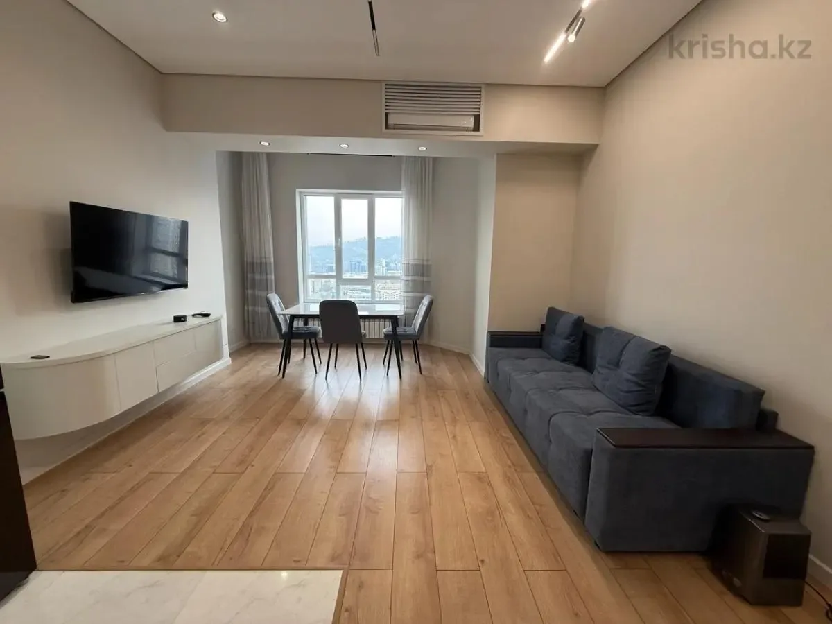 Tvarkingas 28 m² kambarys — Tauragė – 1 nuotrauka iš 8