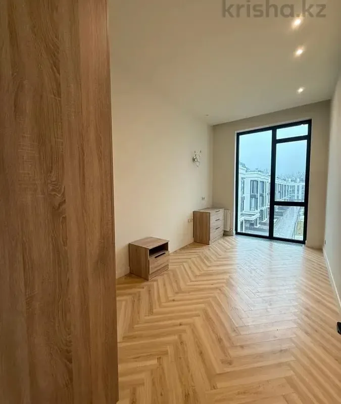 Dviejų aukštų butas centre su terasa – 3 nuotrauka iš 8