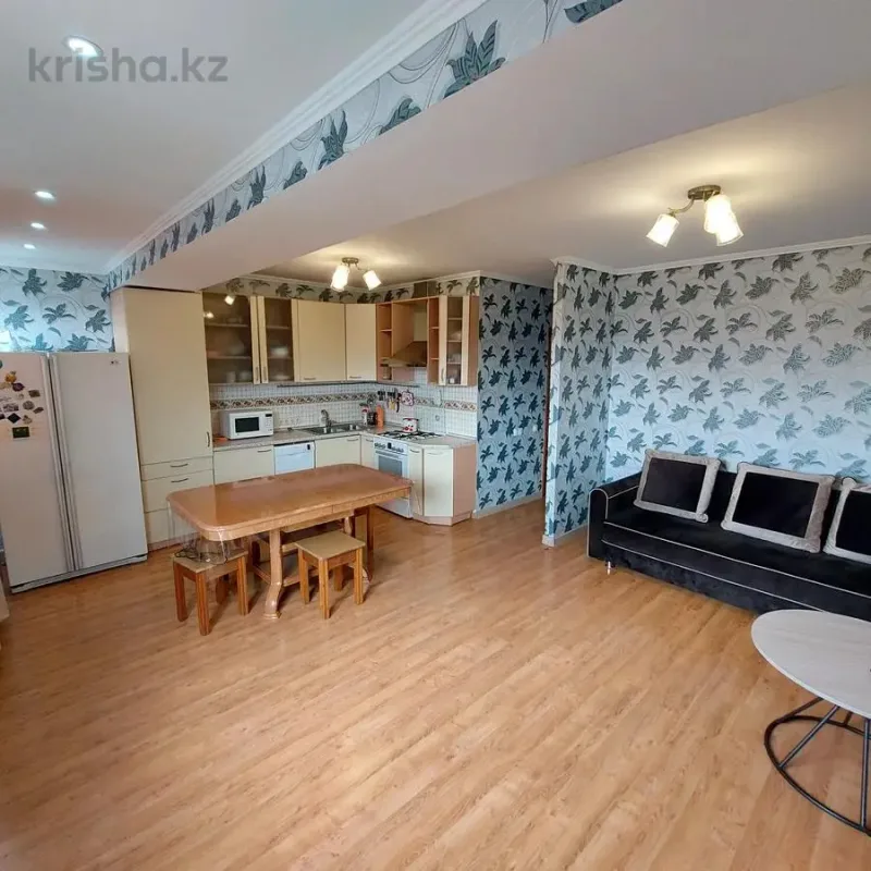 Dviejų aukštų butas centre su sodu – 5 nuotrauka iš 7