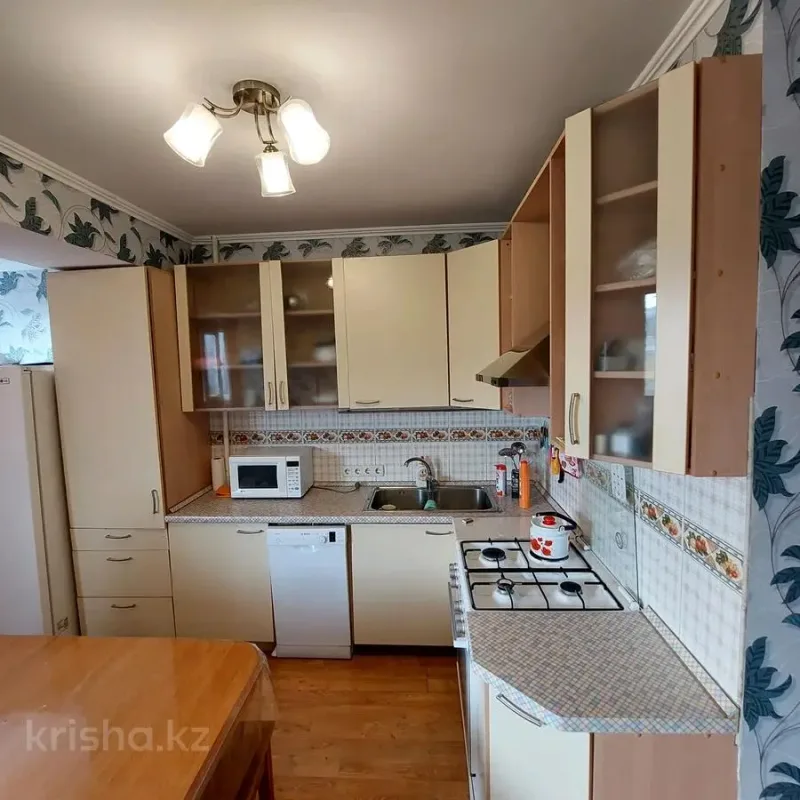 Dviejų aukštų butas centre su sodu – 3 nuotrauka iš 7