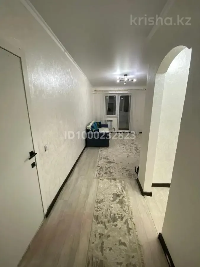 Erdvus 36 m² kambarys — Kaunas – 1 nuotrauka iš 10