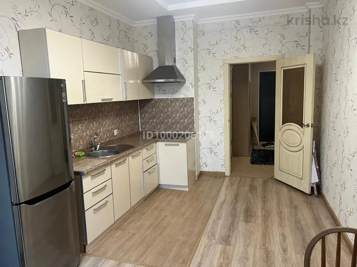 Studija ramioje vietoje su parkavimo vieta – 1 nuotrauka iš 5