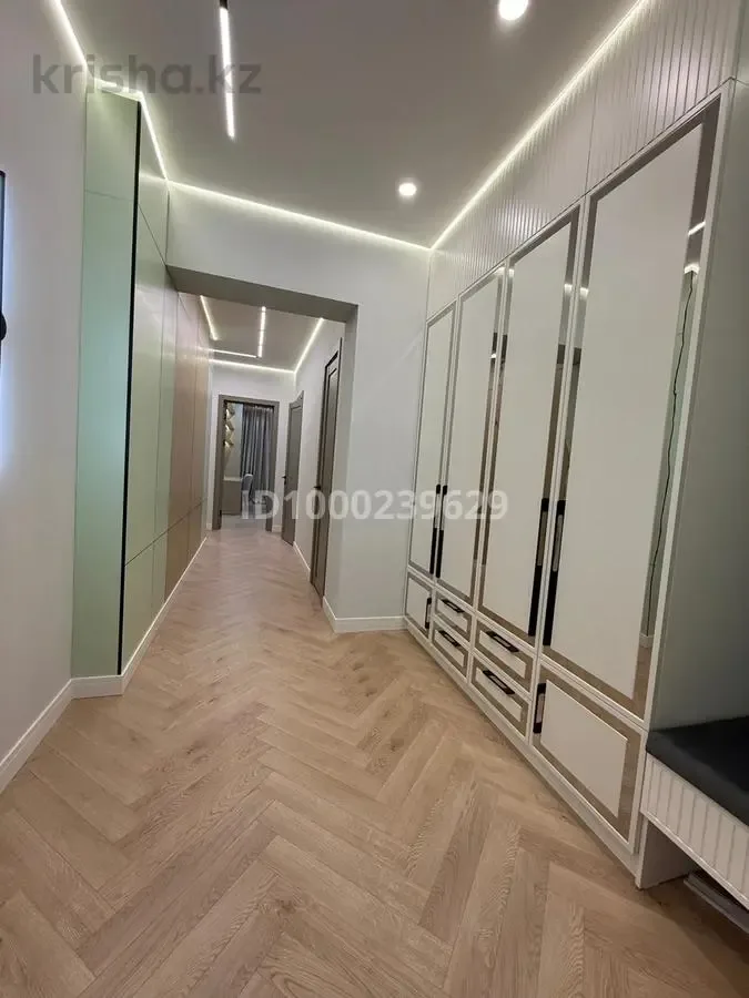 Šviesus 31 m² kambarys — Kaunas – 1 nuotrauka iš 5