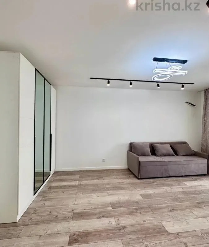 Butas centre modernaus dizaino – 4 nuotrauka iš 8