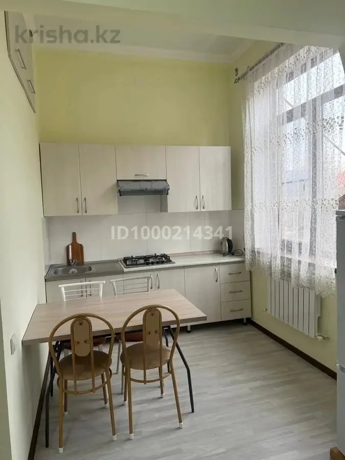 Dviejų aukštų butas parke su vaizdu – 1 nuotrauka iš 7