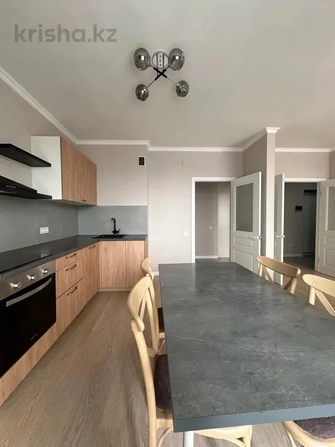 Duplex in the center newly renovated — photo 1 of 8