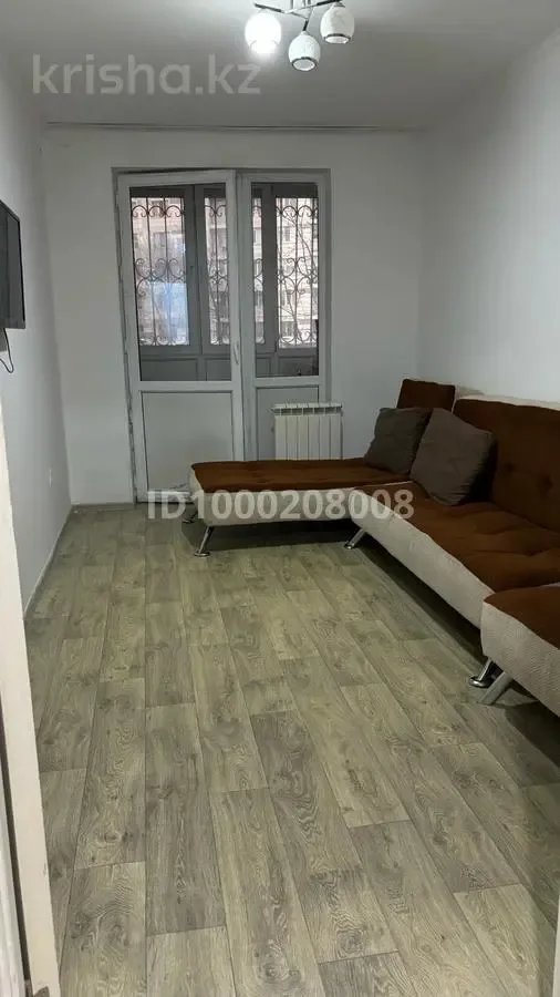 Dviejų aukštų butas centre modernaus dizaino – 1 nuotrauka iš 5