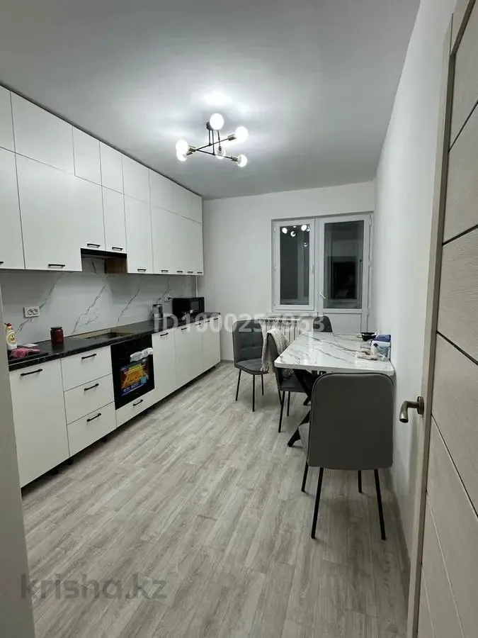 Dviejų aukštų butas centre su jacuzzi – 1 nuotrauka iš 7