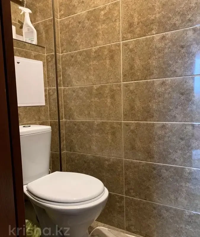 Studija šalia paplūdimio su baseinu