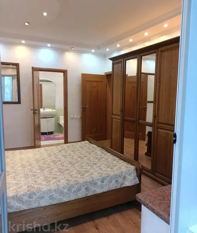 Butas centre modernaus dizaino – 3 nuotrauka iš 8