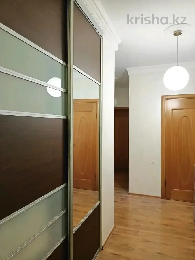 Butas centre modernaus dizaino – nuotrauka 1 iš 8