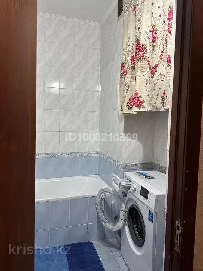 Dviejų aukštų butas centre modernaus dizaino – 1 nuotrauka iš 9