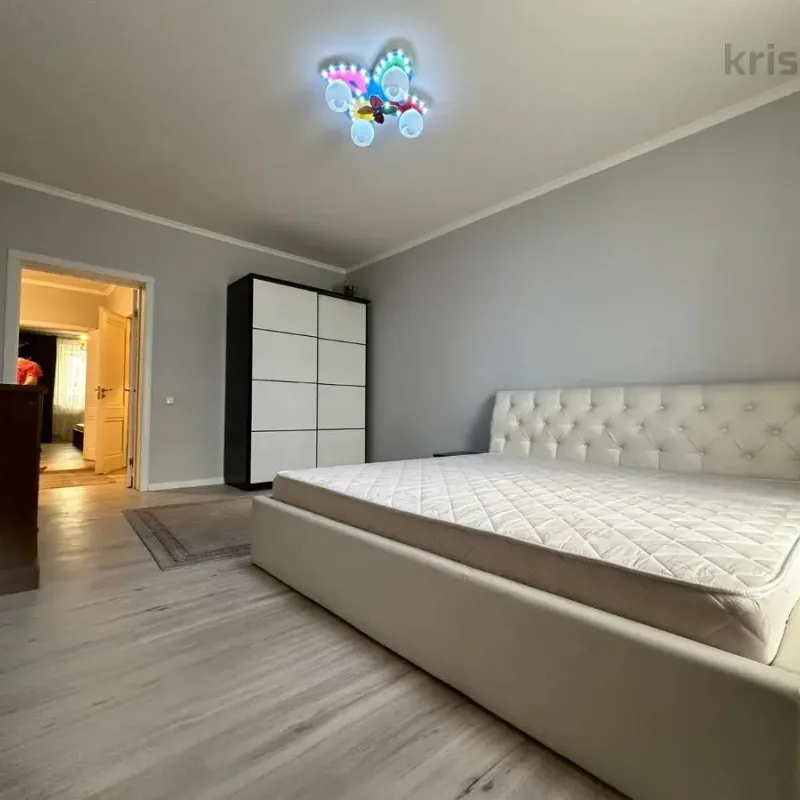 Butas prie upės su terasa – 2 nuotrauka iš 5