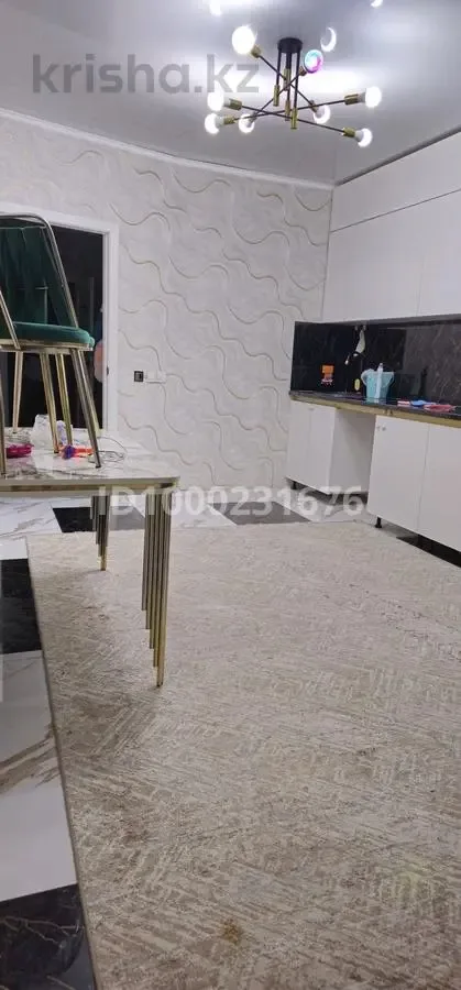 Studija prie upės su baseinu – 1 nuotrauka iš 5
