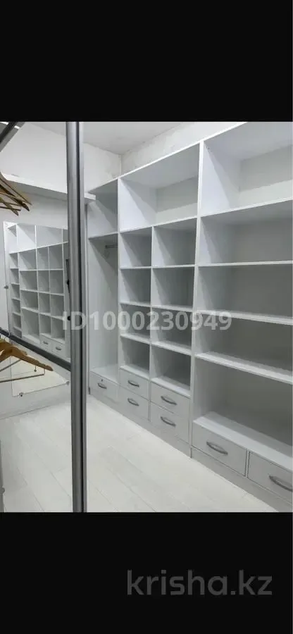 Dviejų aukštų butas centre modernaus dizaino – 1 nuotrauka iš 7