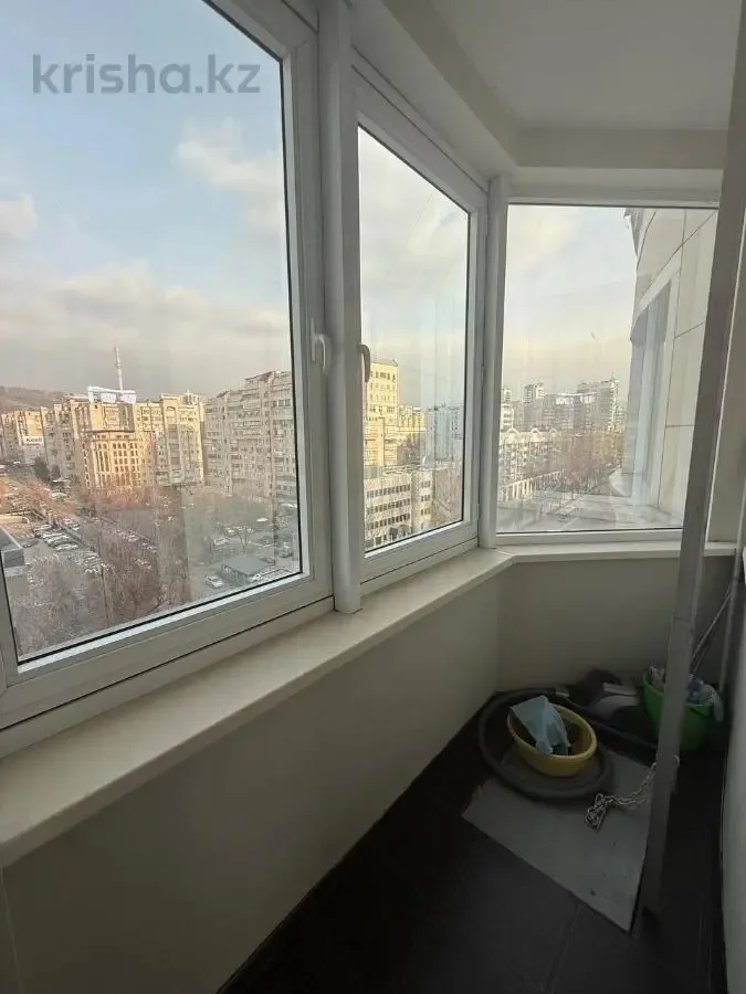 Butas centre su vaizdu – 1 nuotrauka iš 8