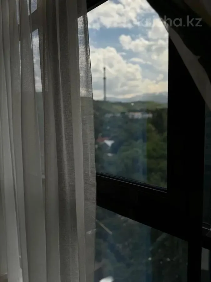 Dviejų aukštų butas centre su sodu – 1 nuotrauka iš 9