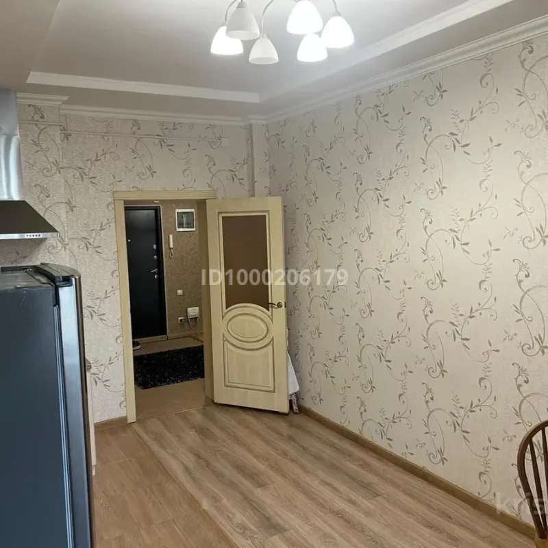 Erdvus 36 m² kambarys — Kaunas – 4 nuotrauka iš 6