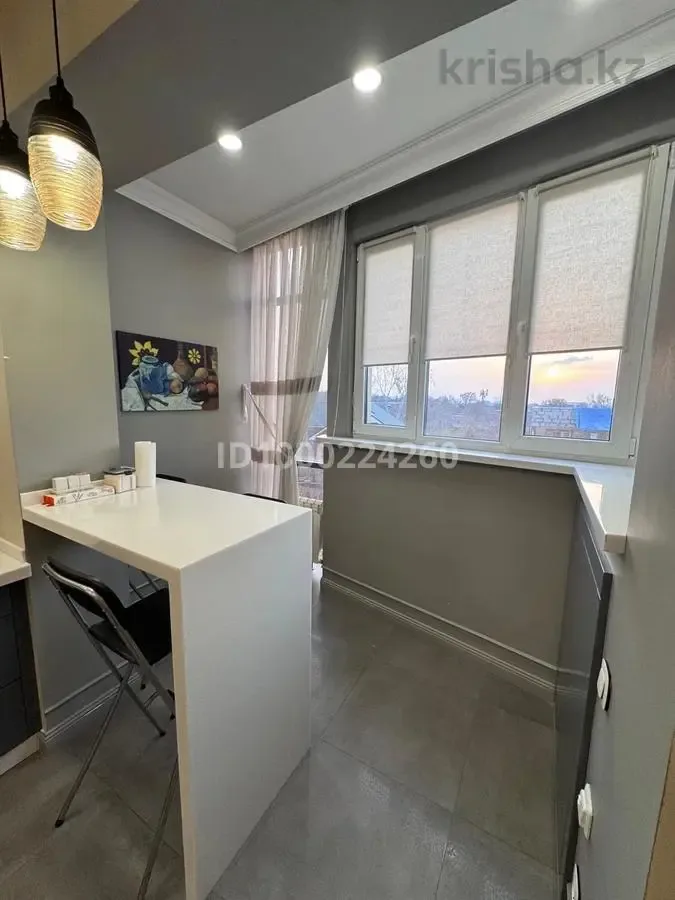 Modernus 30 m² kambarys — Vilnius – 1 nuotrauka iš 7
