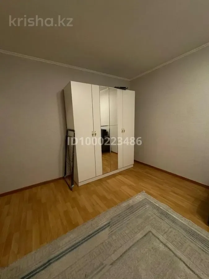 Loftas senamiestyje su sodu – 1 nuotrauka iš 4