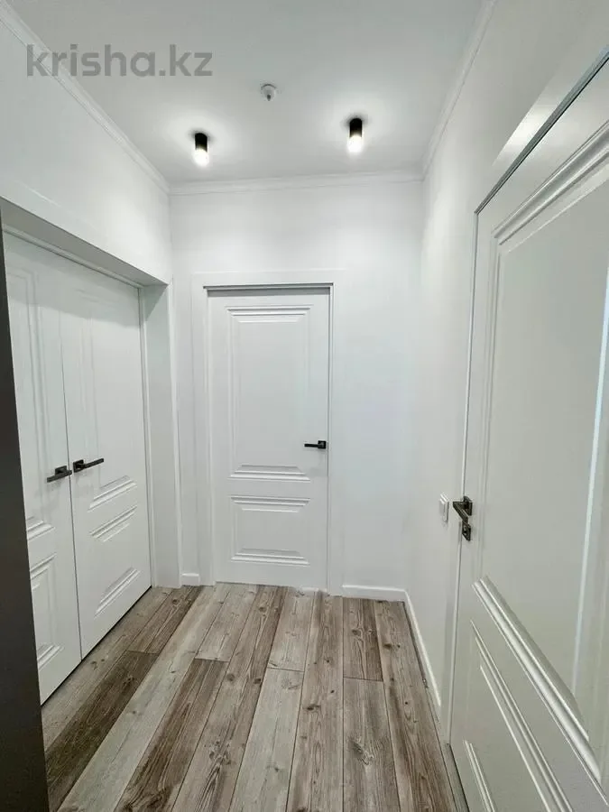 Loft in the center with a view — photo 1 of 8