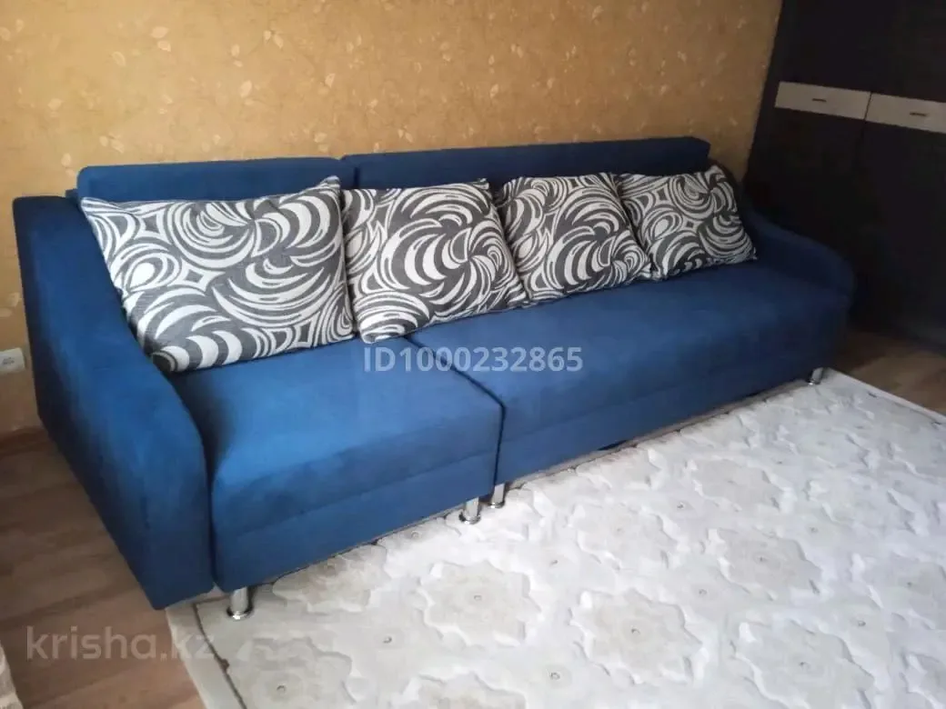 Erdvus 37 m² kambarys — Kaunas – 1 nuotrauka iš 4