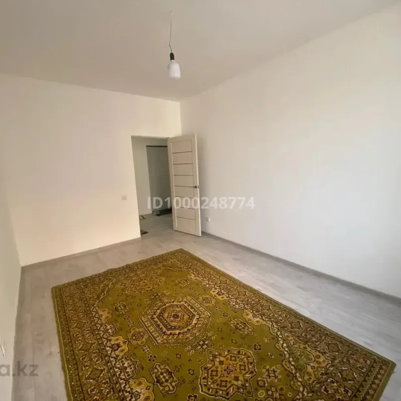 Erdvus 10 m² kambarys — Kaunas – 3 nuotrauka iš 8