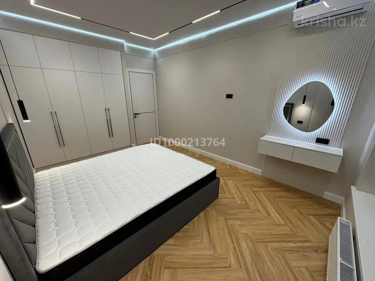 Dviejų aukštų butas centre su jacuzzi – 1 nuotrauka iš 8