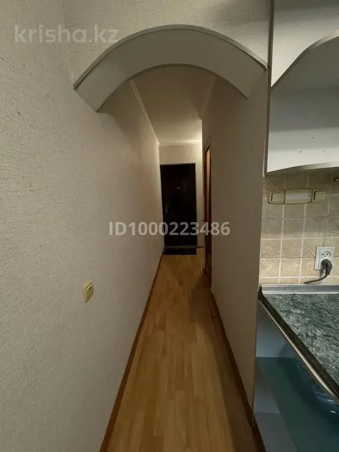 Loft in the center with fireplace — photo 1 of 4