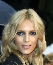 Sandra B.